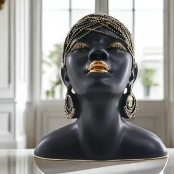 Beautiful black bust - Picture 3 of 7